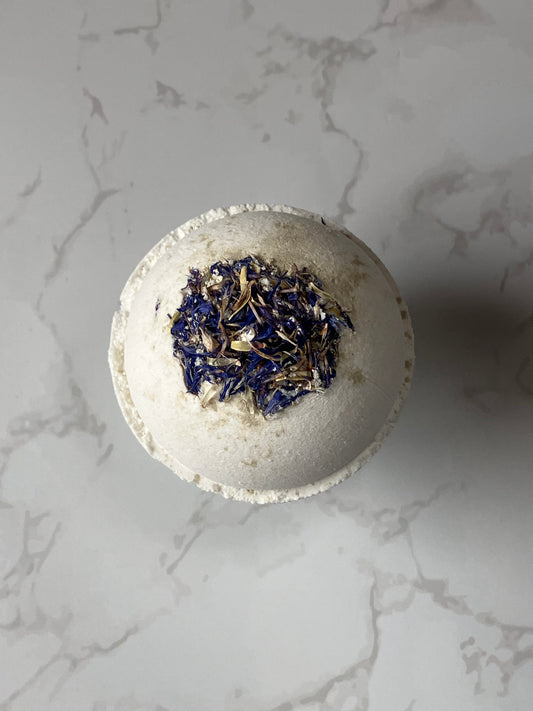 Peppermint & eucalyptus botanical bath bomb